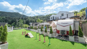 Gapyeong Dongban84 Glamping&Pool villa